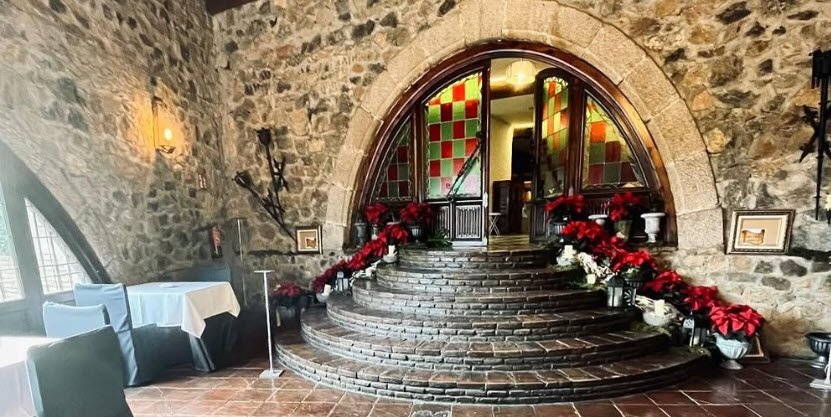 ENTRADA AL SALÓN